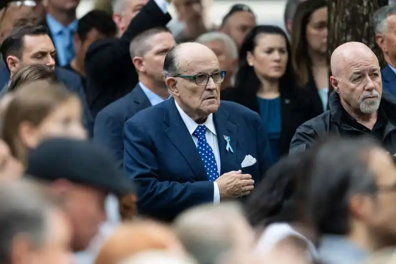 rudy giuliani alla commemorazione dell attacco alle torri gemelle