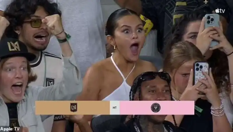 selena gomez allo stadio per lafc   inter miami