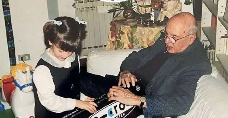 sofia may napolitano con il nonno giorgio