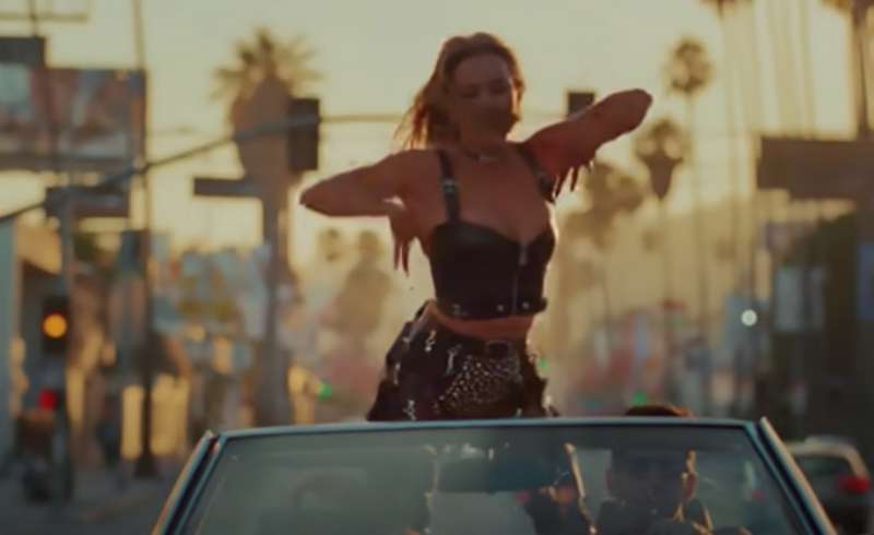 sydney sweeney nel video dei rolling stones 12