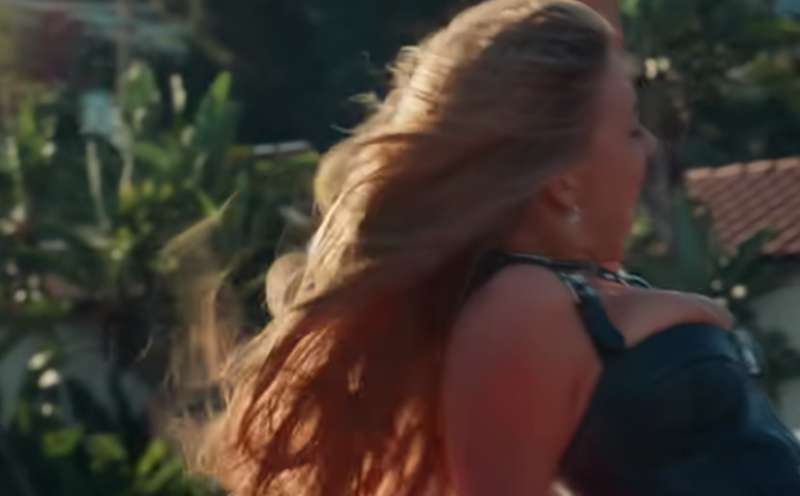 sydney sweeney nel video dei rolling stones 23