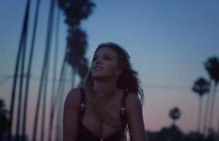 sydney sweeney nel video dei rolling stones 26