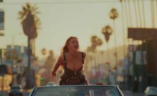 sydney sweeney nel video dei rolling stones 8