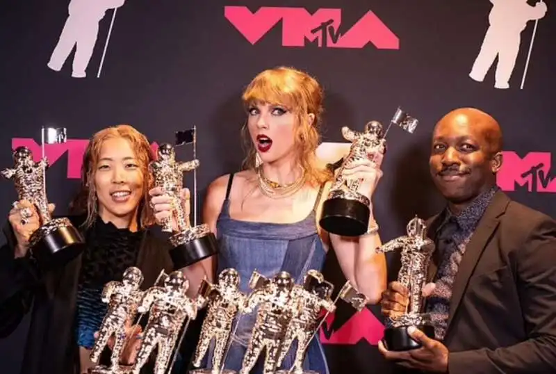 taylor swift agli mtv vma 4