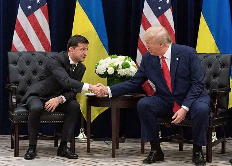 Volodymyr Zelensky e Donald Trump alla Casa Bianca