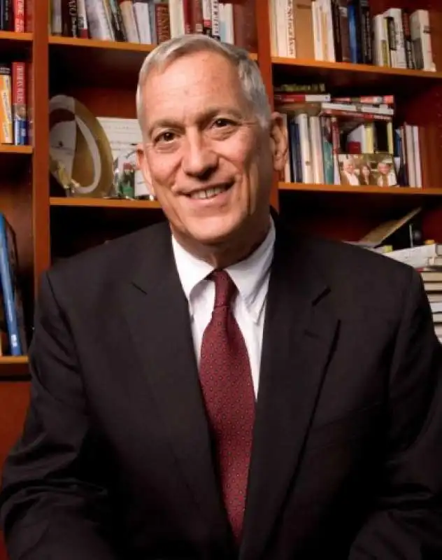 Walter Isaacson