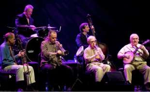 woody allen in concerto a milano con la new orleans jazz band.