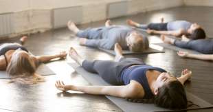 YOGA MEDITAZIONE A TERRA