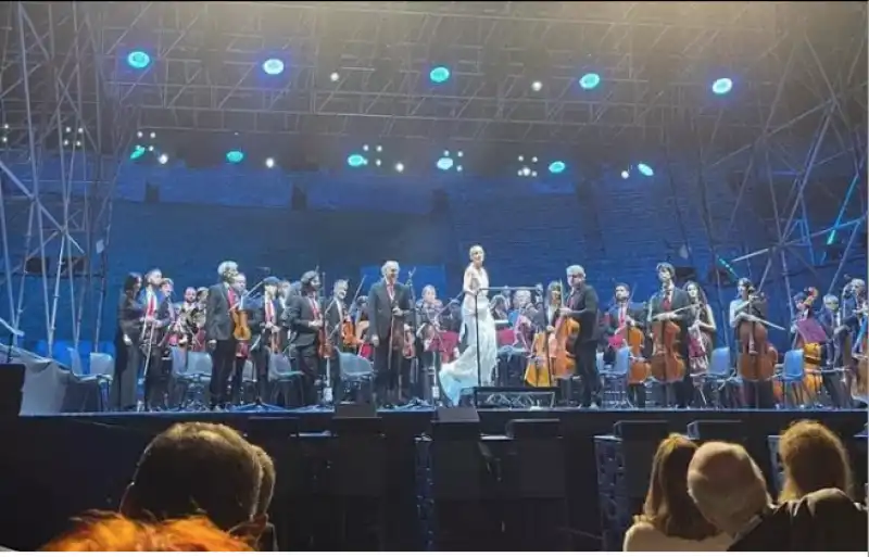 beatrice venezi concerto g7 pompei