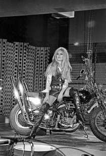 brigitte bardot harley davidson