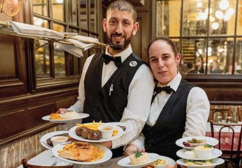 camerieri del bouillon chartier grands boulevards