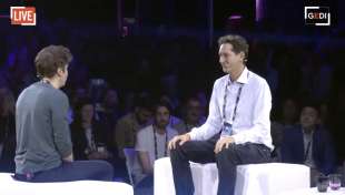 colloquio tra john elkann e sam altman all italian tech week di gedi 10