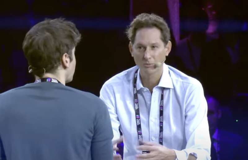 colloquio tra john elkann e sam altman all italian tech week di gedi 4