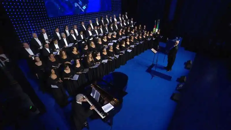 coro   115 anni della fondazione di acea   3