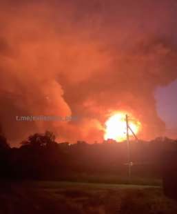 deposito di armi distrutto a tver in russia