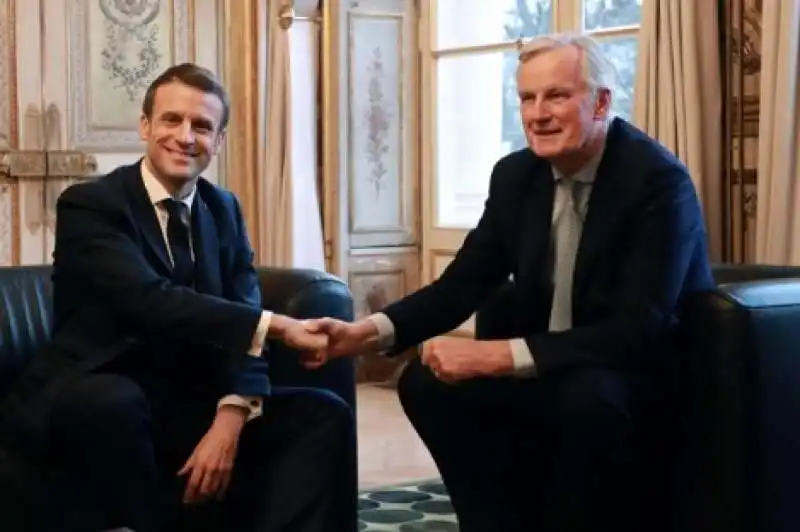 emmanuel macron Michel Barnier