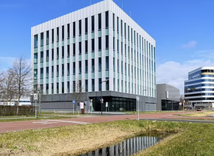 FABBRICA OLANDESE VACCINI ASTRAZENECA