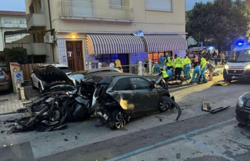 INCIDENTE A CAMAIORE