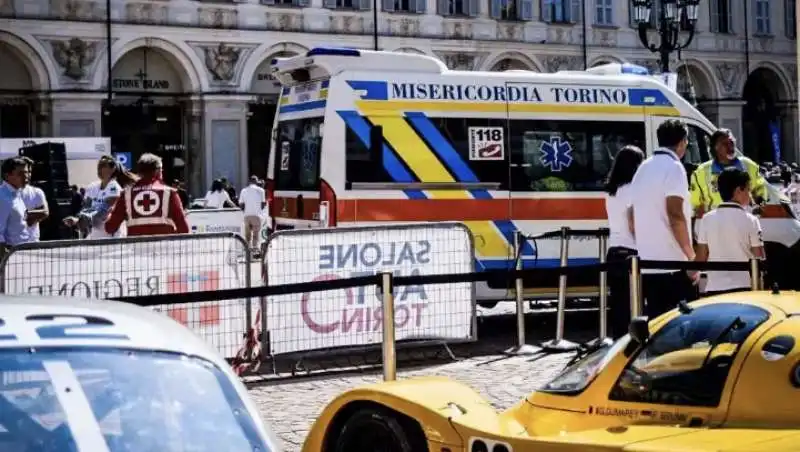 incidente salone dell'auto di torino 2