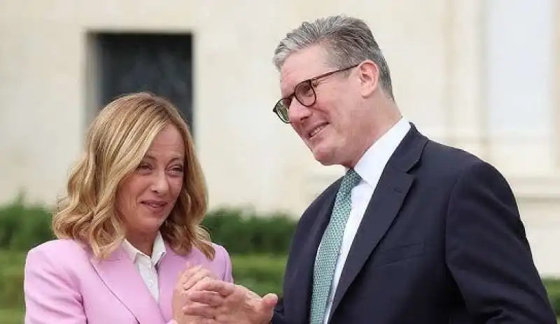 KEIR STARMER GIORGIA MELONI A ROMA
