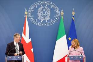 KEIR STARMER GIORGIA MELONI A ROMA