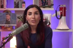 LAURA LOOMER