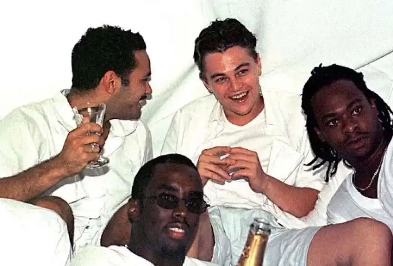 leonardo di caprio a uno dei white party di puff daddy