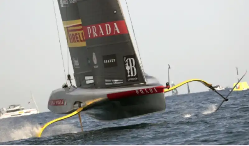 luna rossa