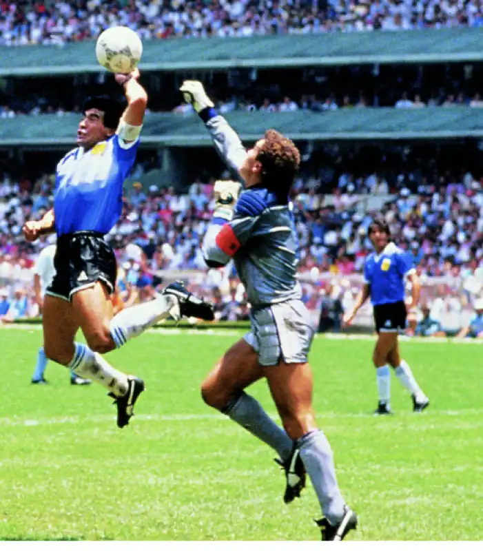 maradona argentina inghilterra