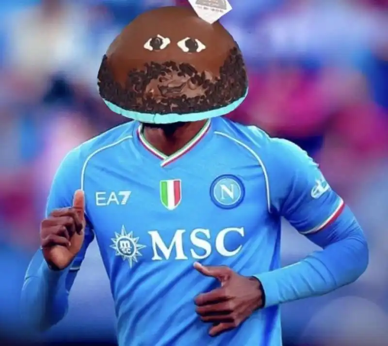 MEME SULLA TORTA LUKAKU 