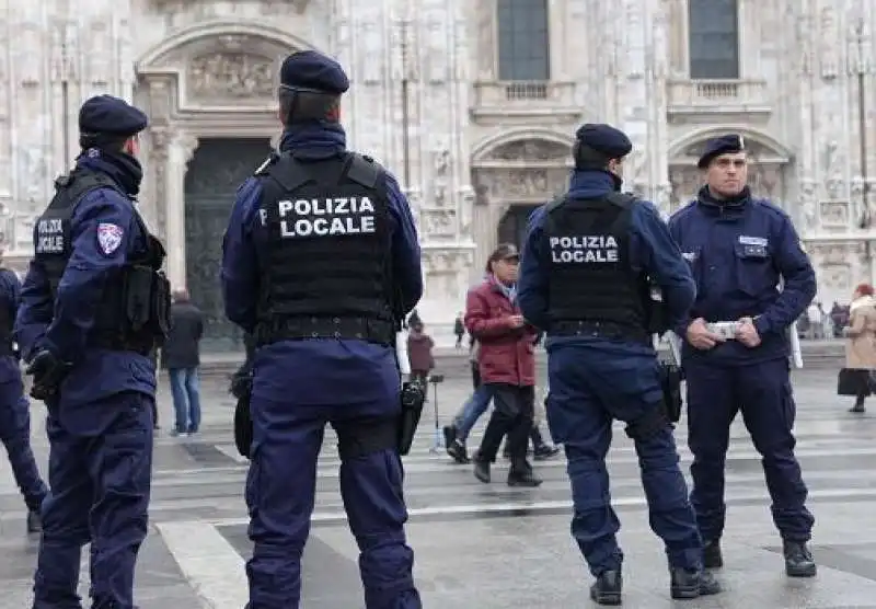 MILANO POLIZIA