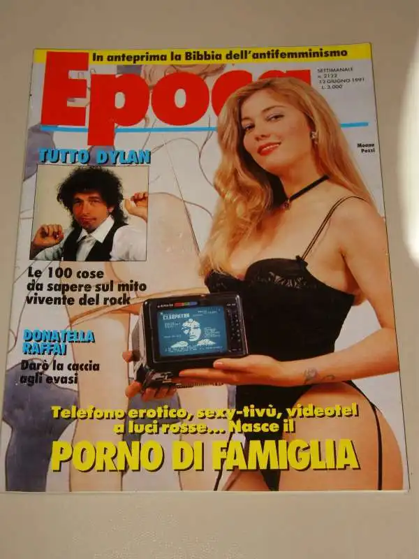 moana pozzi epoca 1991