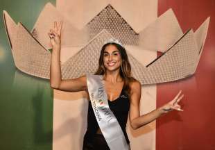 ofelia passaponti miss italia 2024. 17