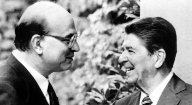 bettino craxi ronald reagan 