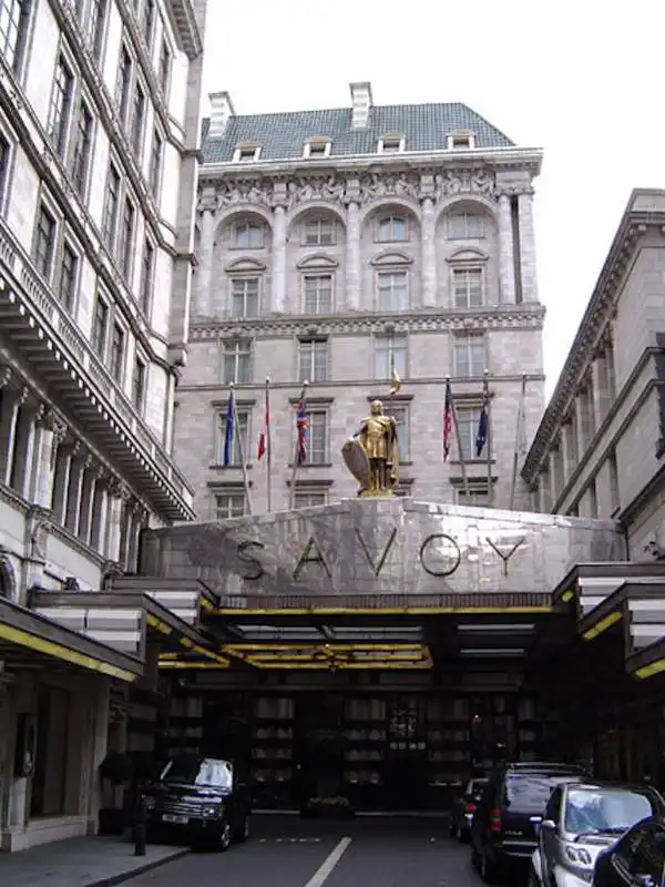 savoy hotel londra