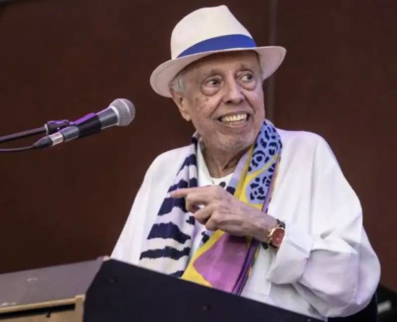 Sergio Mendes