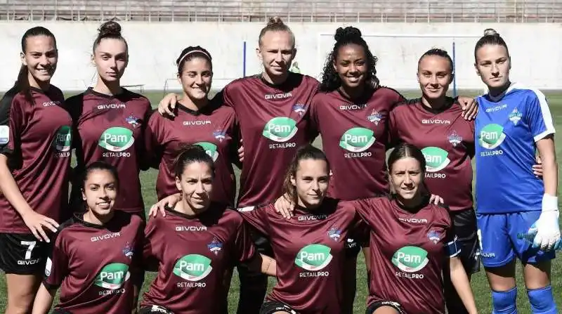 squadra femminile pomigliano