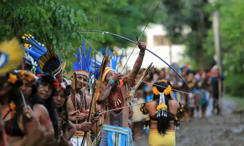 Il Brasile cerca tra gli indios gli arcieri per Rio h partb 