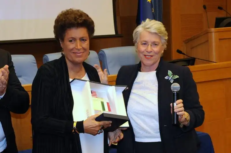 Carla Fendi e MariaPia Garavaglia 