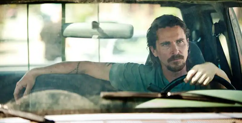 christian bale OUT OF THE FURNACE 