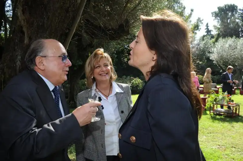 Luigi e Claudia Cremonini con Paola Santarelli 