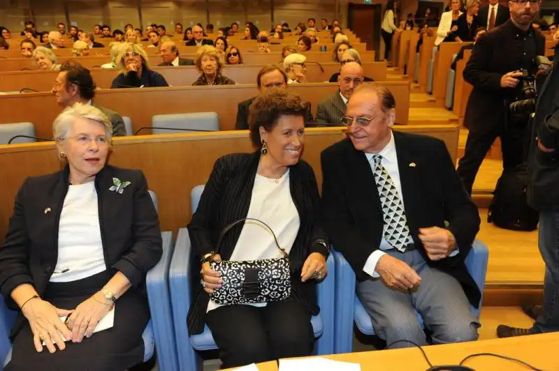 MariaPia Garavaglia Carla Fendi e Renzo Arbore 