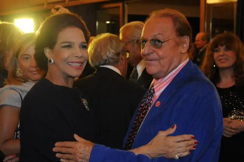 Marisela Federici e Renzo Arbore 