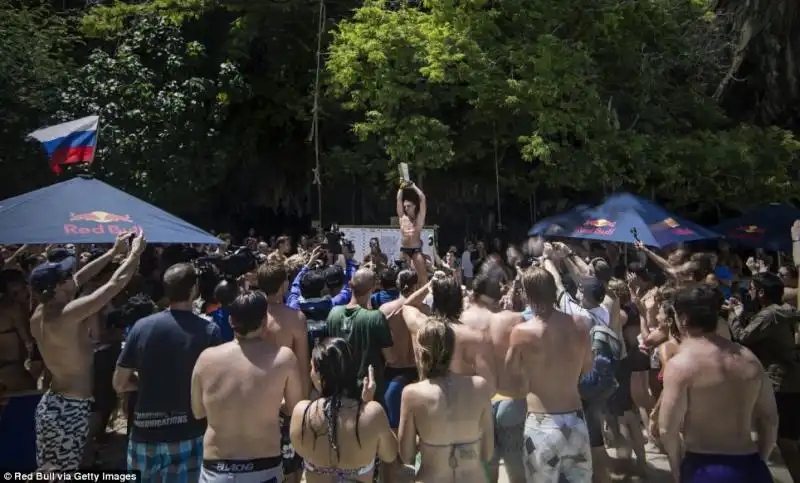 MONDIALE CLIFF DIVING 