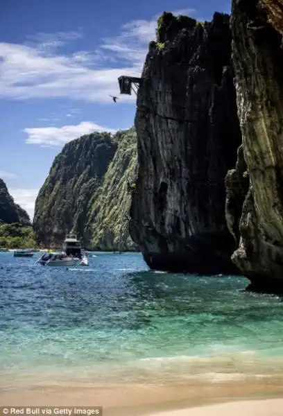 MONDIALE CLIFF DIVING 