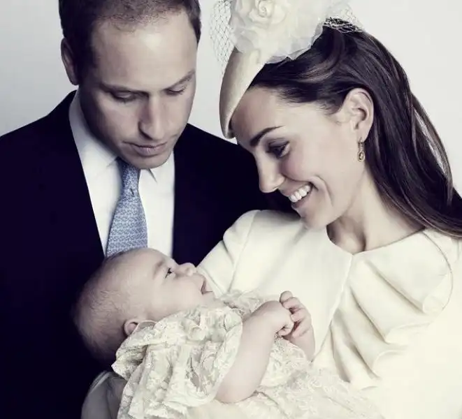 WILLIAM E KATE, BATTESIMO DI GEORGE