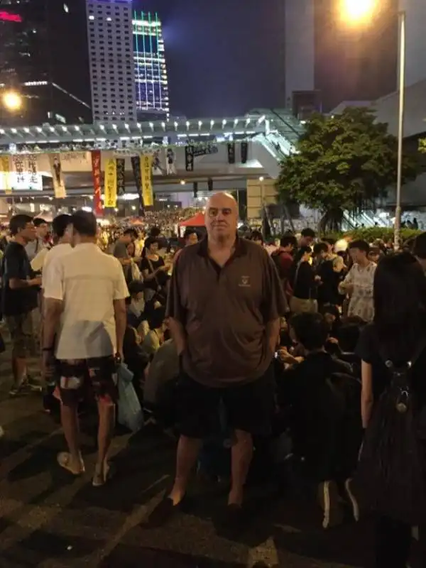 ALBERTO FORCHIELLI  ALLA PROTESTA DI OCCUPY HONG KONG