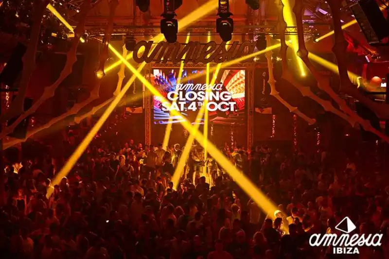 amnesia closing party 1