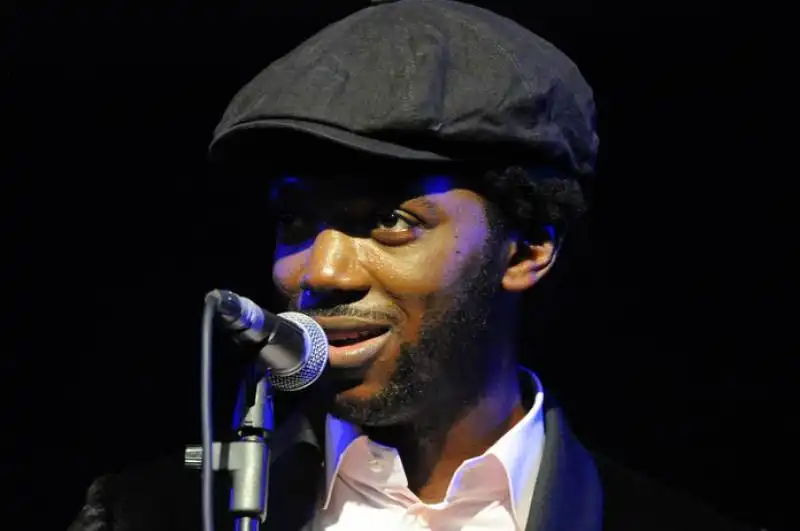 baloji in concerto alla pelanda (10)