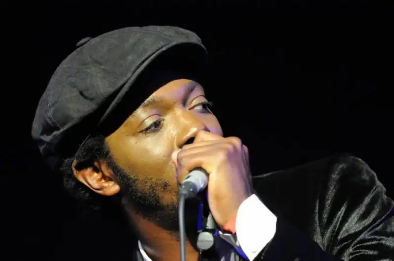 baloji in concerto alla pelanda (8)